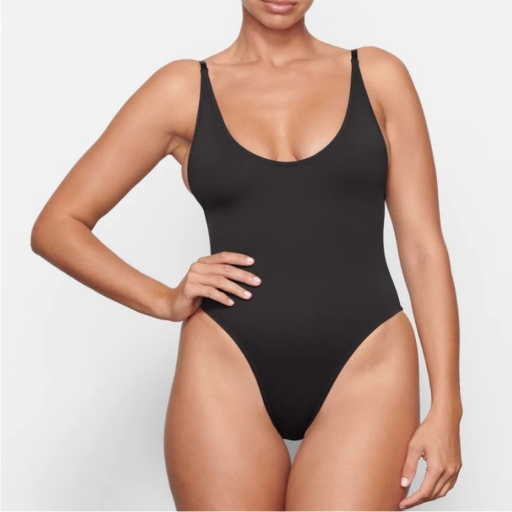 SKIMS Low Back One Piece Swimsuit Black Size M